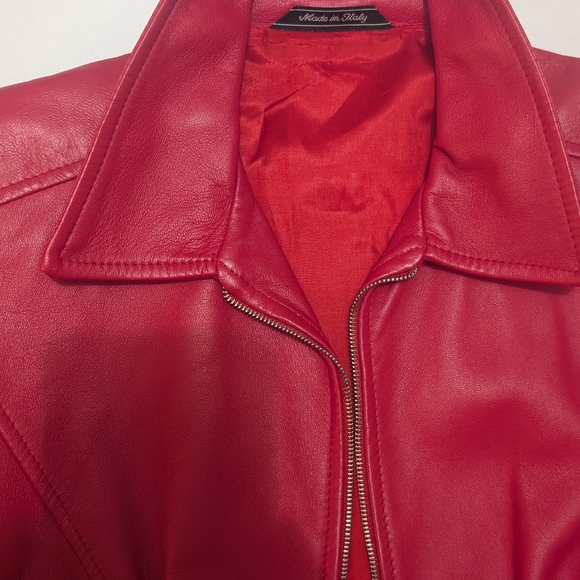 Vintage Italian Genuine Red Leather Cropped Biker Jacket - Picture 4 of 8